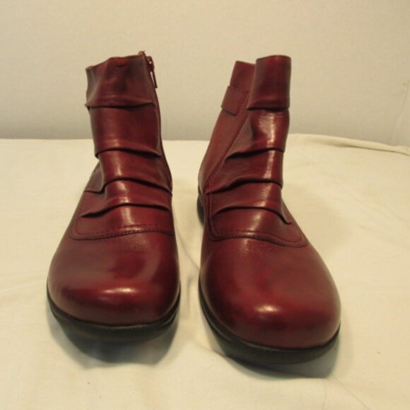 Clarks Dark Red Leather Ankle Boots - Picture 6 of 16